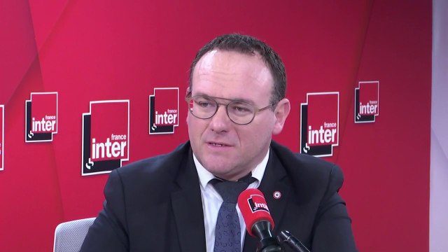 Damien Abad, président des députés LR, sur l'intervention télévisée de François Fillon ce soir : Il faut respecter le fait qu'un homme blessé ait envie de s'exprimer pour laver son honneur. Je ne considère pas ça comme un retour en politique