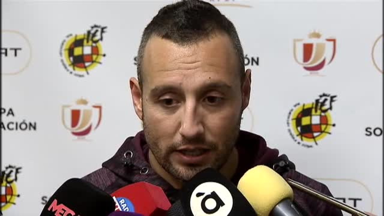 Cazorla: "Paco Alcácer es un delantero espectacular"