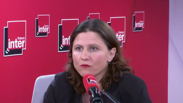 Roxana Maracineanu, ministre des Sports, se dit favorable à l'idée d'accompagner les jeunes athlètes de deux coachs, homme et femme : C'est l'idée que j'avais lorsque j'étais sportive