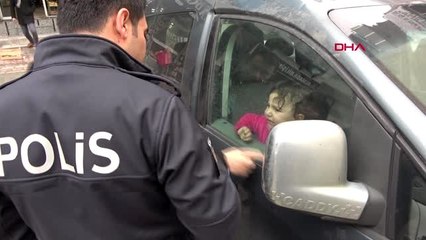 Esenyurt'ta otomobilde unutulan küçük sena'nın zor anları