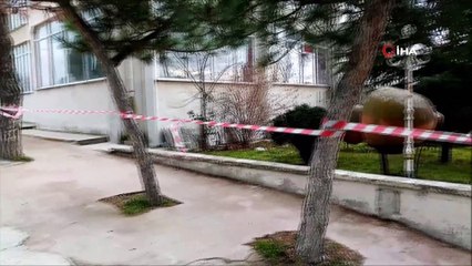 Şiddetli fırtına 'Malkara Kültür Sarayı' çatısına hasar verdi