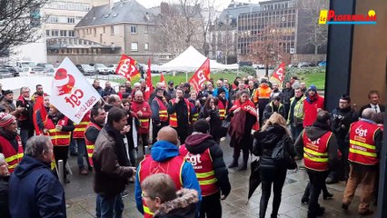 Manifestation en soutien des agents Enedis de Ploërmel