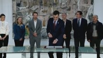 El Gobierno firma el acuerdo para subir el salario mínimo a 950 euros