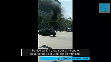 Pánico y tensión en Ensenada: se incendió la fachada del Cine Teatro Municipal