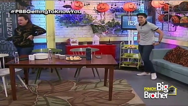 Robi, hindi inurungan ang push ups na ginawa ni Luis