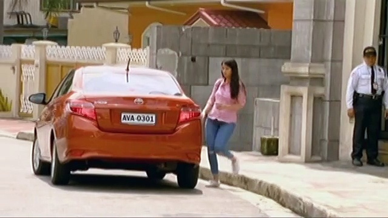 Alex, nagulat nang muling makita si Sara