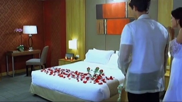 Pinang, napasigaw nang maghubad ang asawang si Phil