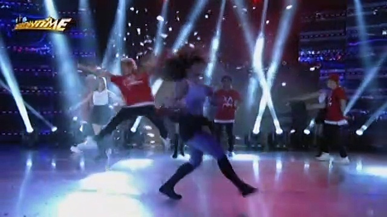 Madlang people kinilig nang sobra sa “Baliw” performance ng MayWard