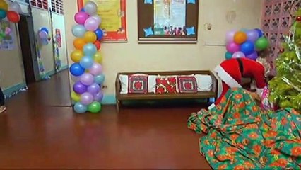 Nicole, pinaiwan ang Ina ni Santi sa Christmas party