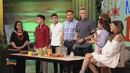 Naranasan na ba nina Lee, Rob, Marco at Bailey ang Christmas carroling sa pinanggalingan nila?