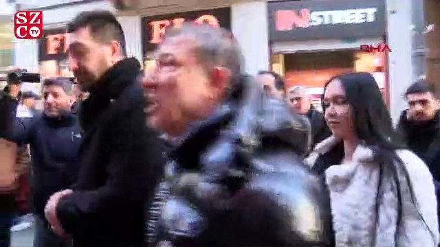 Yunanistan Başkonsolosluğu önünde 'Türk bayrağı' protestosu!