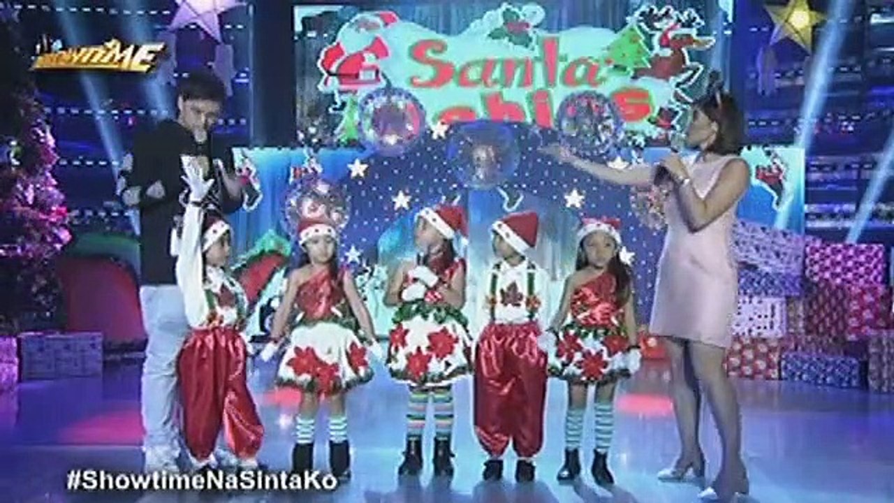 Bakit may mga batang nangangarolling?