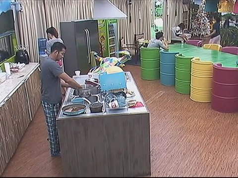 Kuya, kinamusta ang ibang housemates kina Aura at Tanner