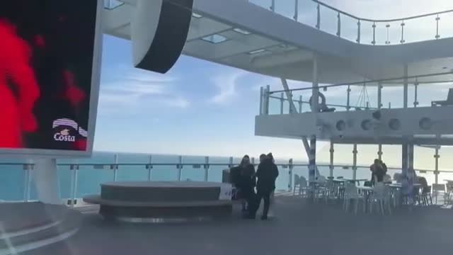 Las primeras pruebas a los pasajeros del Costa Smeralda dan negativo