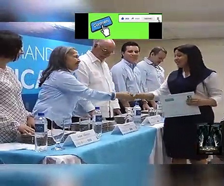 Más de treinta jóvenes se graduaron del Centro Supérate Raíces luego de culm...