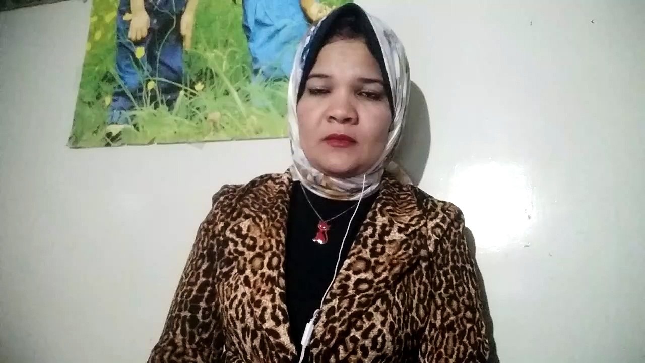 الحقوا يابنات  قال ايه الشباب بيختبروكم  عشان يعرف انتى بنت محترمة ولا لاء