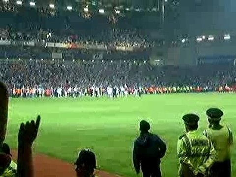 West Ham Utd- i'm forever blowing bubbles