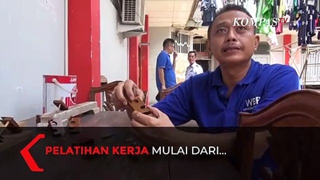 Inspiratif! Warga Binaan Dilatih Buat Mebel