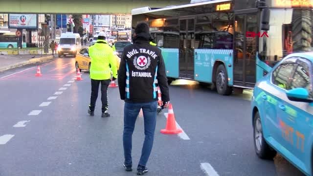 İstanbul'da çakar ve emniyet şeridi denetimleri