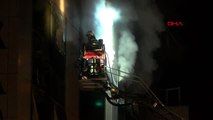 Esenyurt'ta 4 katlı bir tekstil fabrikasının deposunda yangın