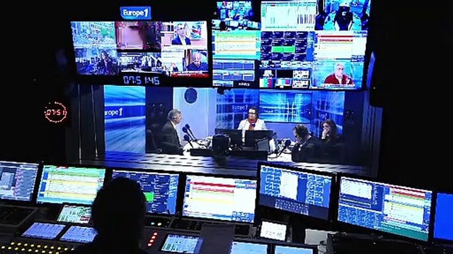 Sounds of surfing : la vague de Nazaré inspire le DJ français Molécule