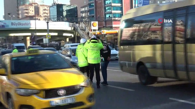 İstanbul'da çakar lamba ve emniyet şeridi uygulaması