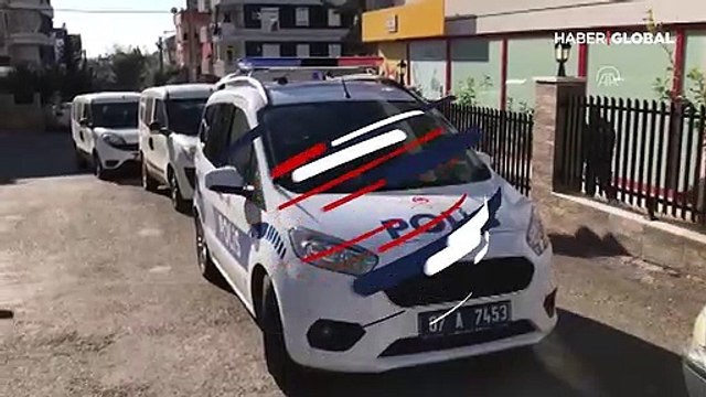 Antalya'da eski eş dehşeti! Eski karısını öldürüp kızını yaraladı, sonra intihara kalkıştı