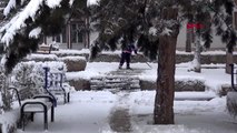 Yozgat'ta kar yağışı nedeniyle 178 köy yolu kapandı