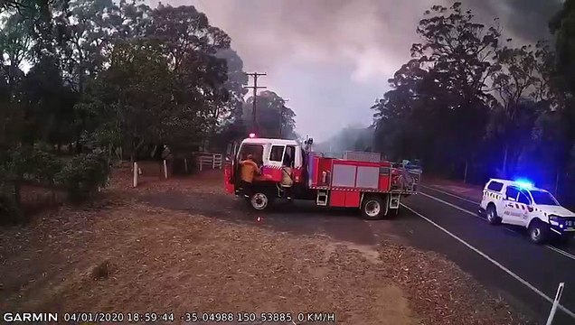 Un feu de brousse en Australie tranforme le ciel en enfer apocalyptique en quelques minutes