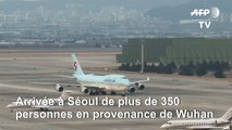 Coronavirus: un avion avec plus de 350 évacués sud-coréens de Wuhan atterrit à Séoul