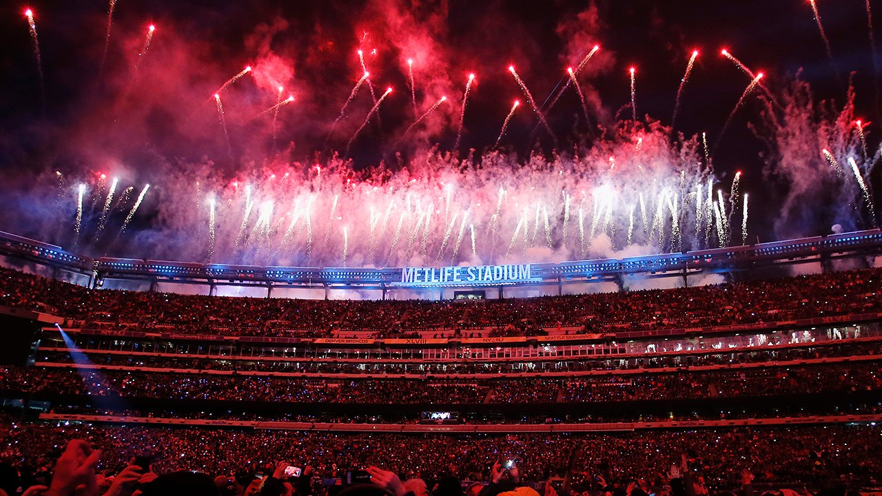 Das sind die 5 verrücktesten Halftime Shows!