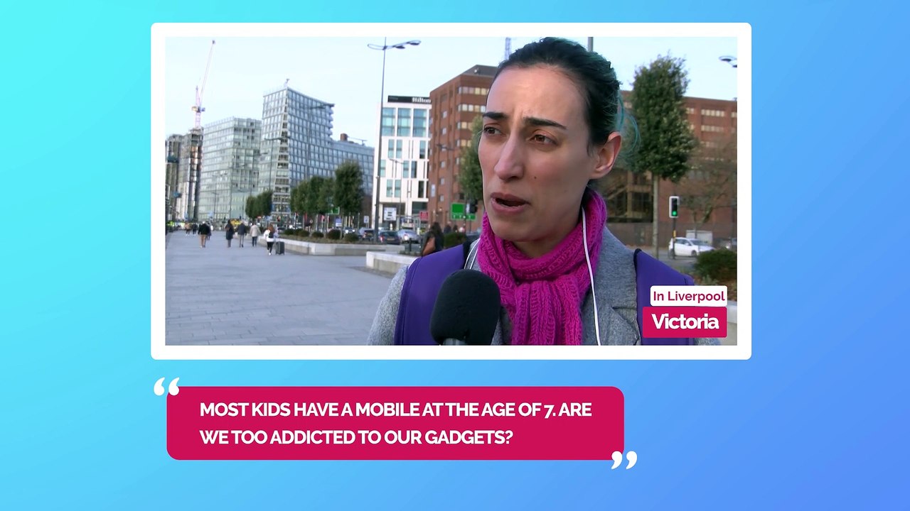 Mobile Phone Addicts!