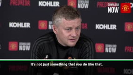 Скачать видео: Solskjaer rules out Josh King or more Man United signings