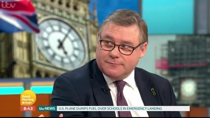 Piers Morgan trolls Mark Francois by playing the bongs of Big Ben ‘for free’