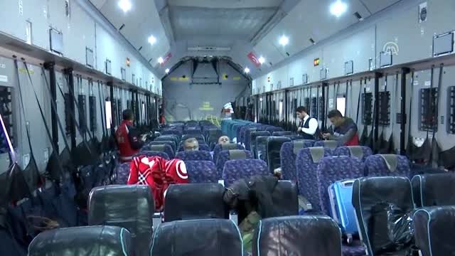 Çin'in Vuhan kentindeki Türk vatandaşlarını Türkiye'ye getirecek uçak (1)