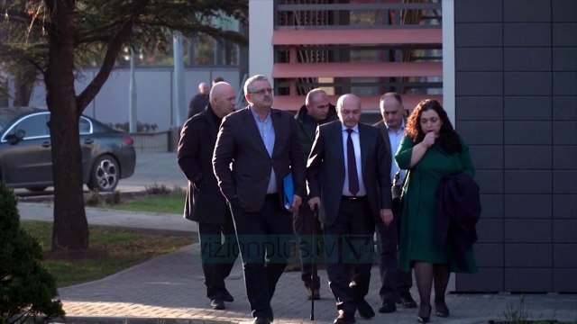Qeveria e Kosovës votohet të hënë në parlament - News, Lajme - Vizion Plus