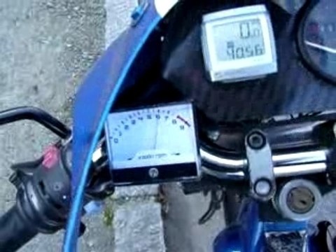 Bouett-bouett sur béquille (trop riche)