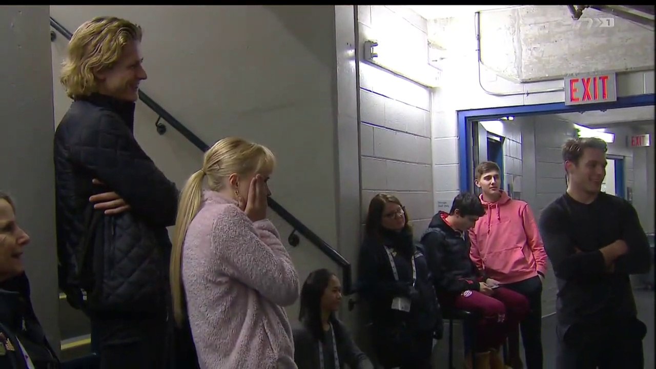 2020 CFSC Skaters Watching the Monitor Backstage Clip (720p, 59 fps)