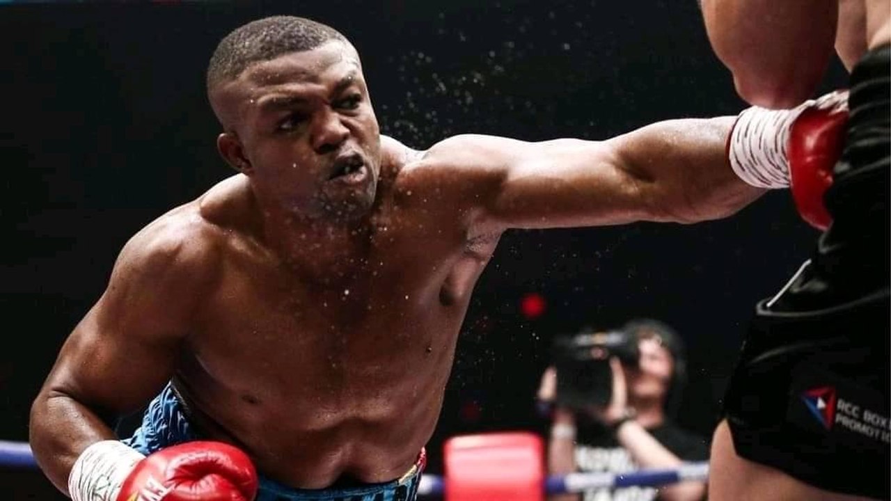 Junior Makabu sacré champion du monde WBC Golden | SUIVEZ
