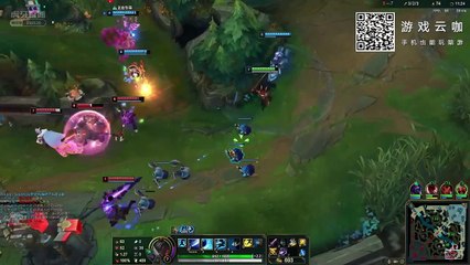 LWX吃饭没菜 选个亚索再开吃 连吃三大碗