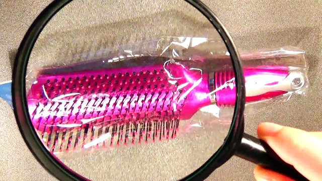 22 ASMR Powerful Crinkles to Make You Tingle