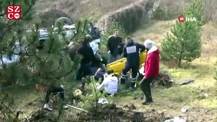 Yoldan çıkan minibüs şarampole yuvarlandı: 9 yaralı