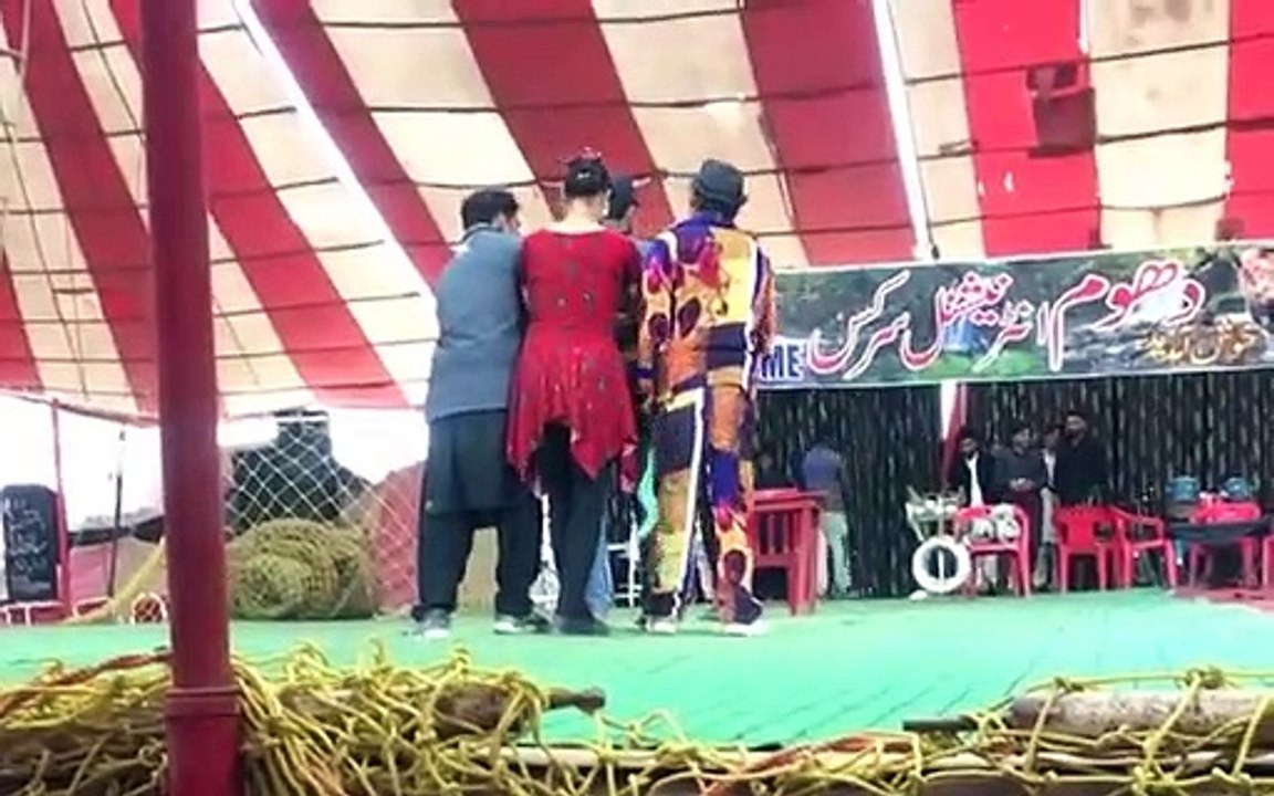 Lucky_Irani_circus_show____part__5___best_funy_performance_in_this_show_....