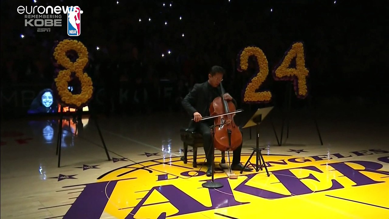 Video: Los Angeles Lakers'tan Kobe Bryant ve kı...