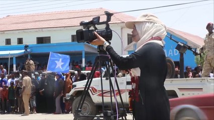 الصوماليات يقتحمن مجال التصوير الصحفي رغم المخاطر