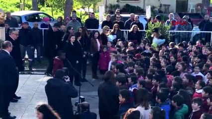 Afrika kökenli öğrencinin okuduğu 'andımız' büyük alkış aldı