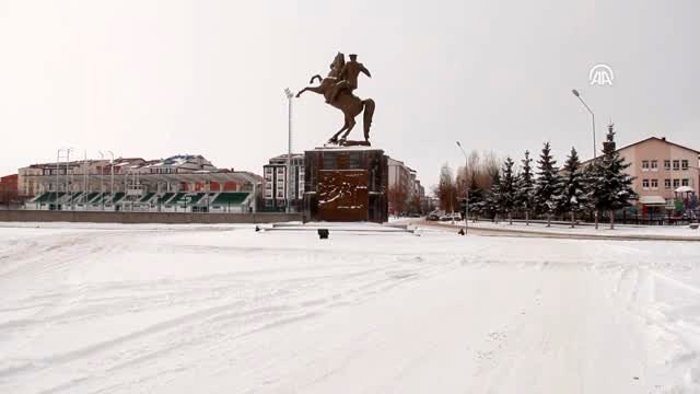 Doğu Anadolu'da yoğun kar yağışı etkili oldu - KARS