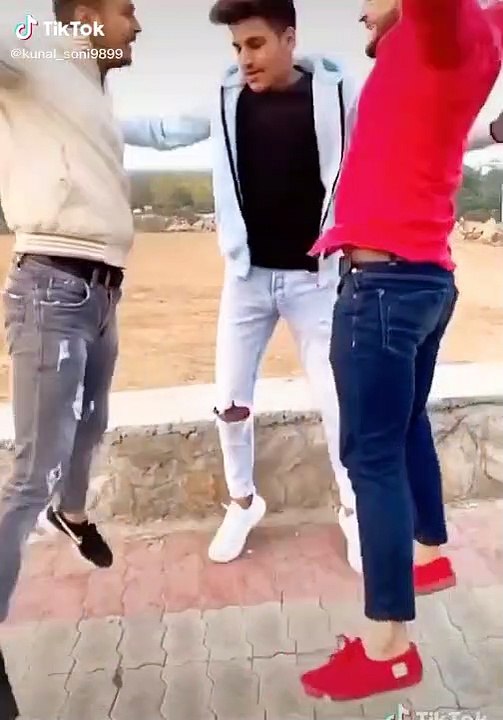 Yaari