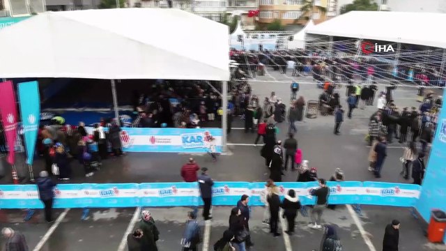 Kar festivalinde 7'den 70'e herkes doyasıya eğlendi