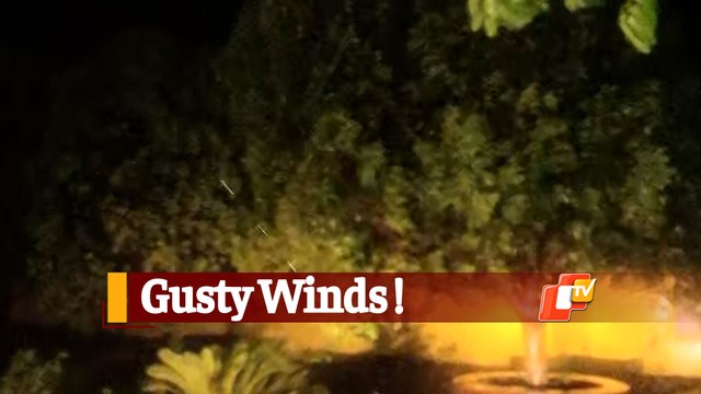 Watch: Strong Winds, Heavy Rainfall Lash Odisha's Chandbali Ahead Of #CycloneYaas Landfall